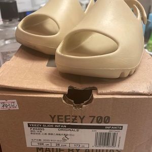 Yeezy slide infant’s original